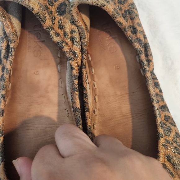 Tieks flats - Picture 5 of 8